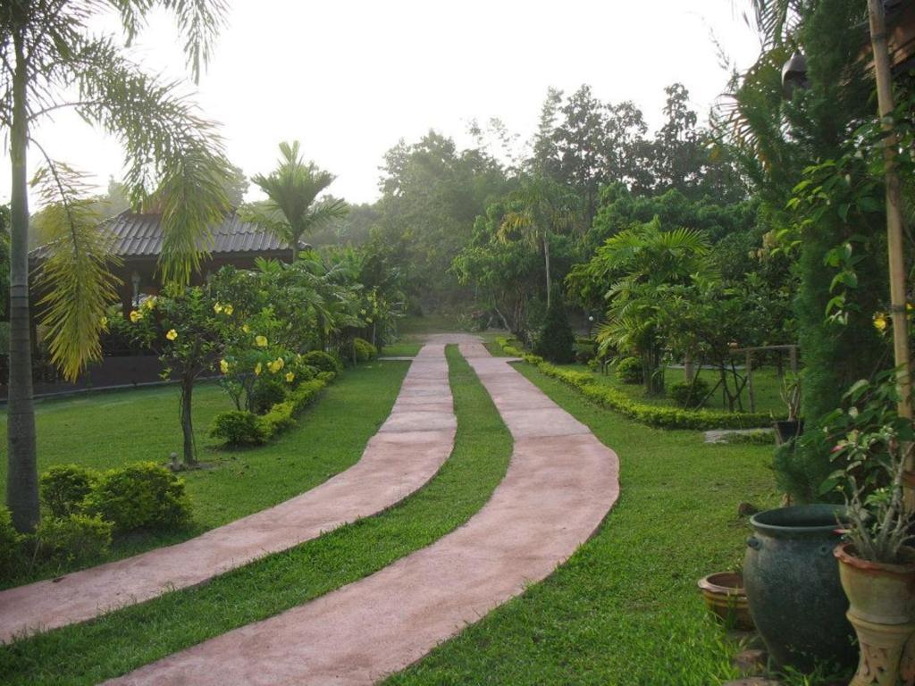 Ban Rai Tin Thai Ngarm Eco Lodge Mae Rim Buitenkant foto