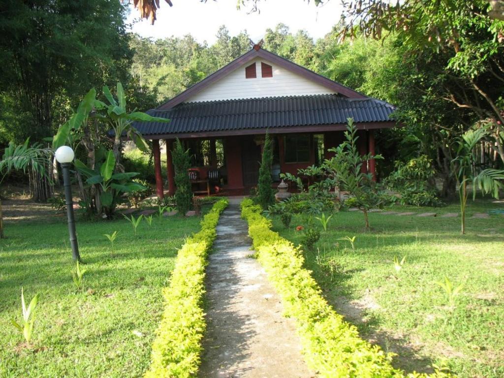 Ban Rai Tin Thai Ngarm Eco Lodge Mae Rim Buitenkant foto